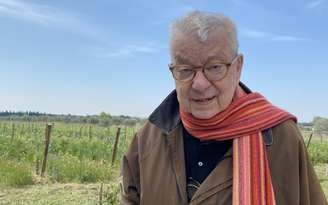 Renato Machado na Provence durante gravações de seu documentário sobre vinhos