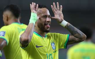 Neymar se lesionou jogando pelo Brasil