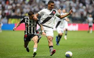 Mateus Carvalho faz a sua maior sequência como titular no Vasco