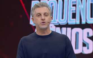 Luciano Huck mostra aparelho inédito usado para ajudar em quadro com crianças no Domingão 