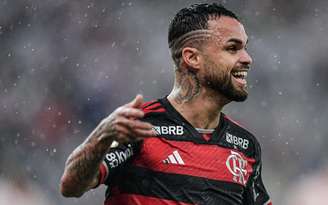 Michael foi o destaque do Flamengo na vitória sobre o Bragantino