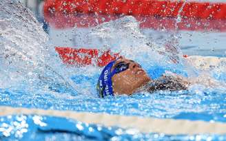 Mariana na final dos 100m costas em Paris