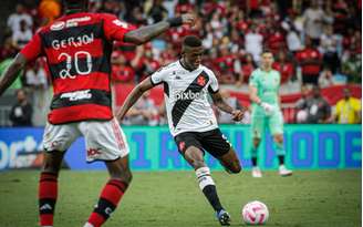 Sem João Victor, dupla de zaga do Vasco será formada por Maicon e Léo 