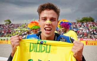 Diogo Moreira se sagrou campeão da Moto2 neste domingo