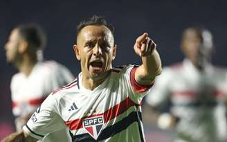 Rafinha é o novo coordenador de futebol do São Paulo.