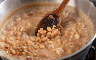 henrique ferrera/shutterstock