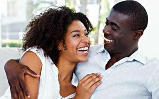 Santos são invocados para abrir caminhos e fortalecer a vida amorosa