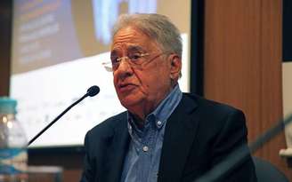 Fernando Henrique Cardoso foi o primeiro presidente a ser reeleito via voto direto, em 1998