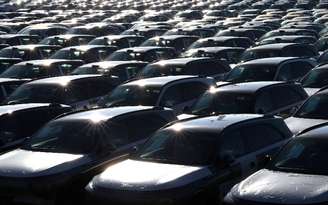 Carros de montadoras que incluem Xpeng  em porto de Zeebrugge
REUTERS/Yves Herman/Foto de arquivo
