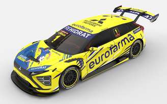 Eurofarma-RC une futebol e automobilismo em Cuiabá com capô personalizado e experiência exclusiva para dois torcedores