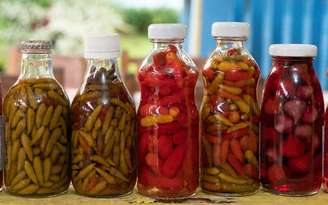 Pimenta faz mal para hemorroida / Canva