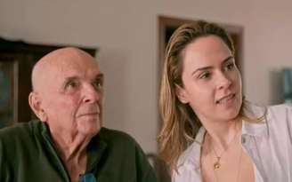 Gerardo e Ana Paula Renault, pai e filha, em frame de reportagem exibida pela TV Globo em 2026.