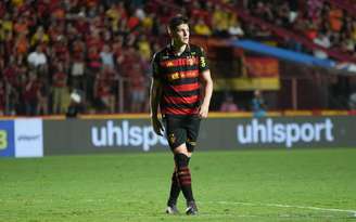 Leão não perde há cinco rodadas e tenta voltar ao G6 na Série B.