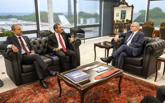 Ministro Luiz Edson Fachin, do Supremo Tribunal Federal (STF), conversa com Andrei Rodrigues, diretor-geral da Polícia Federal