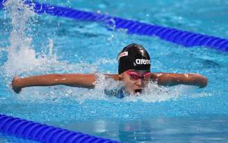 Nadadora de 10 anos aproveitou brecha no regulamento para competir com adultos em Kazan