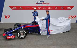 Toro Rosso anuncia data de lançamento do STR14