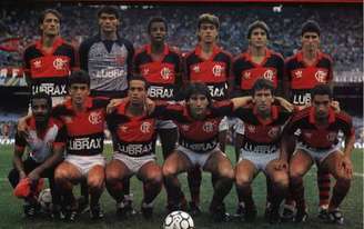 Equipe do Flamengo que esteve em campo em 1987 (Reprodução)