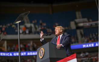 Presidente dos EUA, Donald Trump, durante comício da campanha de reeleição em Tulsa
20/06/2020
REUTERS/Leah Millis