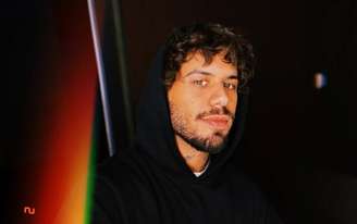 Zé Felipe se explicou após dificuldade em ler vencedor do Álbum do Ano no Prêmio Multishow