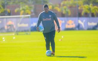 Preparador de goleiras das Bragantinas é convocado para a Seleção Brasileira Feminina Sub-17; entenda. 
