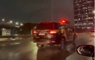 Policiais militares envolvidos com facções e milícias são alvos de operação da PF