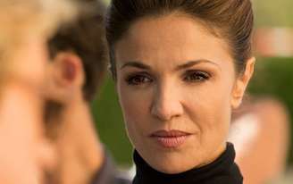 Nadia Farès no papel de Vanessa d'Abrantes na série 'Marseille', da Netflix