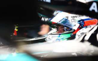 Kimi Antonelli lidera treino livre