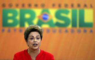 Presidente Dilma Rousseff na cerimônia de lançamento do Plano de Investimento em Logística. 09/06/2015