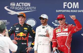 Pilotos Hamilton, Raikkonen e Verstappen no GP da Malásia
 30/9/2017     REUTERS/Edgar Su