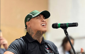 Nas redes sociais, amigos de João Igor saem em defesa do cantor