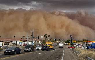 Haboob atinge cidade de Phoenix no Arizona 