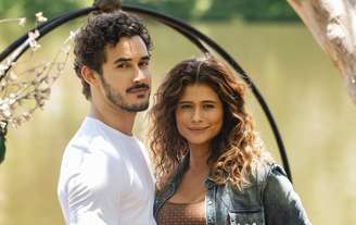 João Raul (Filipe Bragança) e Agrado (Isadora Cruz) –