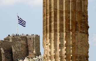 Bandeira da Grécia na Acrópole, em Atenas