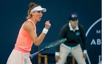 Bia Haddad foi derrotada na primeira rodada no WTA 500 de Abu Dabi.