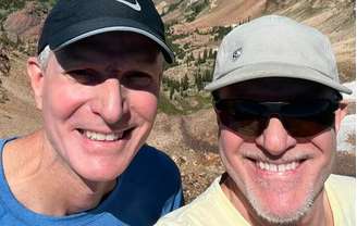 Craig Nelson (na foto à direita) morreu a ser atingido por um raio enquanto fazia uma trilha com seu irmão Mark (na foto à esquerda) perto do cume de American Fork Twin Peaks