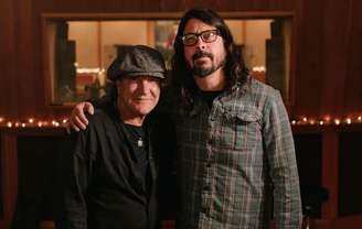 Brian Johnson do AC/DC e Dave Grohl do Foo Fighters