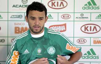 Charles admitiu que não foi bem no Cruzeiro e encara a oportunidade no Palmeiras como chance de reinício
