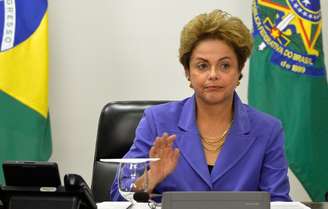 Dilma jantou no Palácio da Alvorada com cerca de 40 senadores e 20 ministros do seu governo.