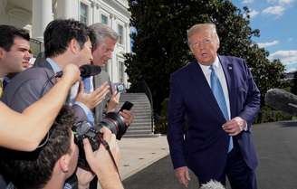  Trump fala com jornalistas na Casa Branca 4/10/ 2019  REUTERS/Kevin Lamarque