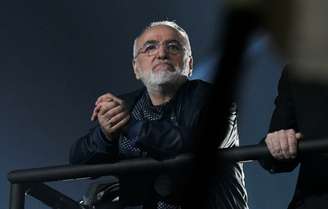 O Russo Ivan Savvidis, um dos homens mais ricos do mundo, é dono do PAOK, da Grécia