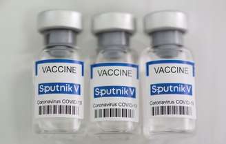 Vacinas Sputnik V contra Covid-19
 2/5/2021   REUTERS/Dado Ruvic