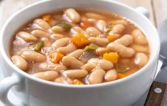 Veja 3 dicas para preparar o feijão branco