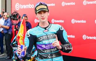 Maximo Quiles conquista sua primeira vitória na Moto3