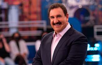 Apresentador Ratinho durante seu programa no SBT