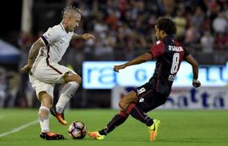 Roma não conseguiu passar pelo Cagliari (TIZIANA FABI / AFP)