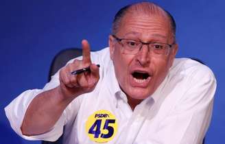 Governador de São Paulo e presidente nacional do PSDB, Geraldo Alckmin, durante convenção do partido, em Brasília
09/12/2017
REUTERS/Adriano Machado