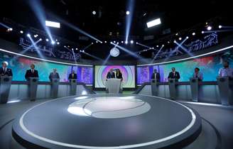 Candidatos presidenciais participam de um debate televisionado em São Paulo 30/09/ EUTERS/Nacho Doce 