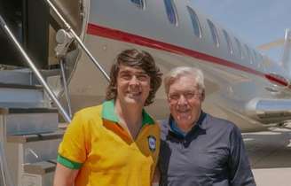 Carlo Ancelotti embarca rumo ao Brasil para se apresentar à Seleção