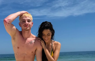 Dançarino e influenciador Juliano Floss e a cantora Marina Sena namoram desde julho de 2024