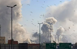 Fumaça tóxica pairou sobre o céu de Teerã